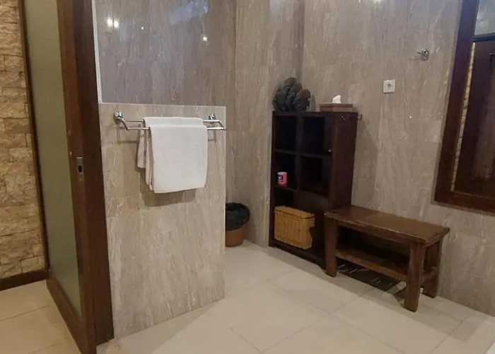 Villa Heliconia Seminyak (Bali)
